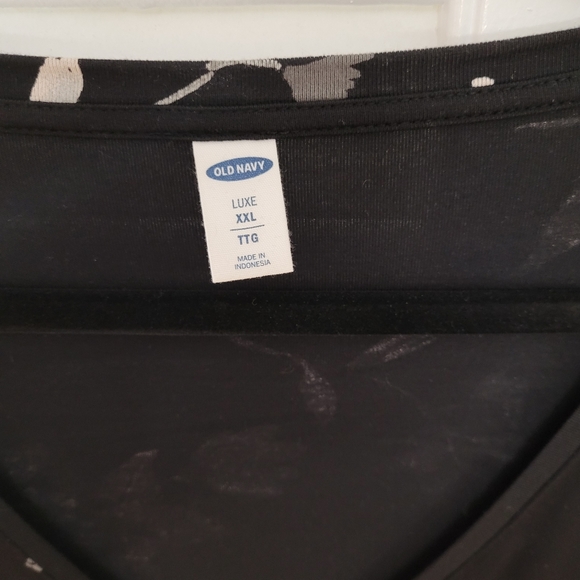 OldNavy Luxe XXL black/white top - Picture 2 of 4
